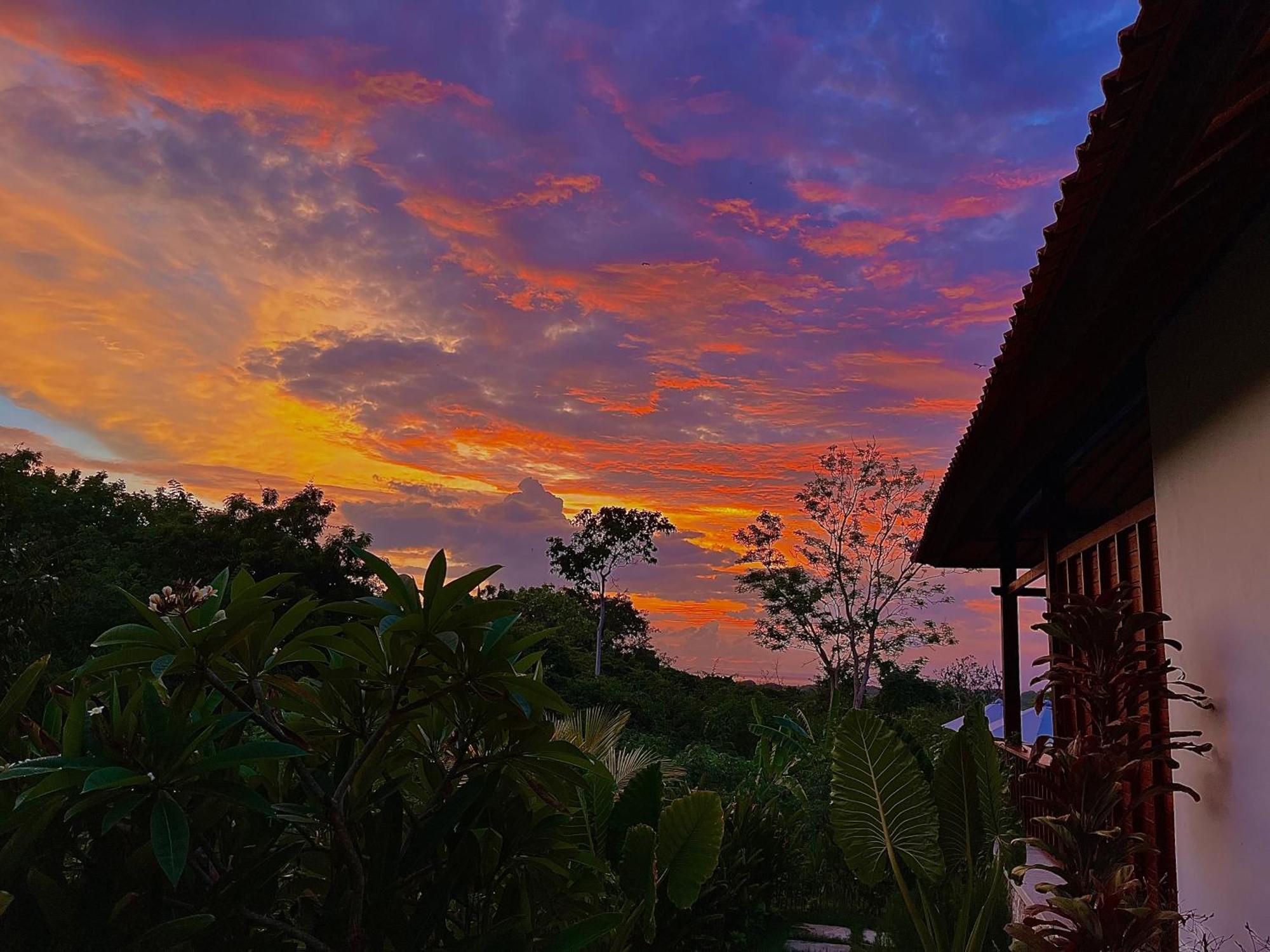 Sunset Hill Lembongan Hotel Kültér fotó