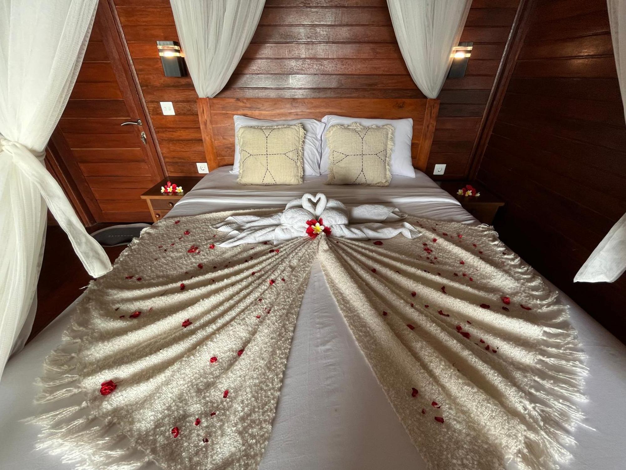 Sunset Hill Lembongan Hotel Kültér fotó