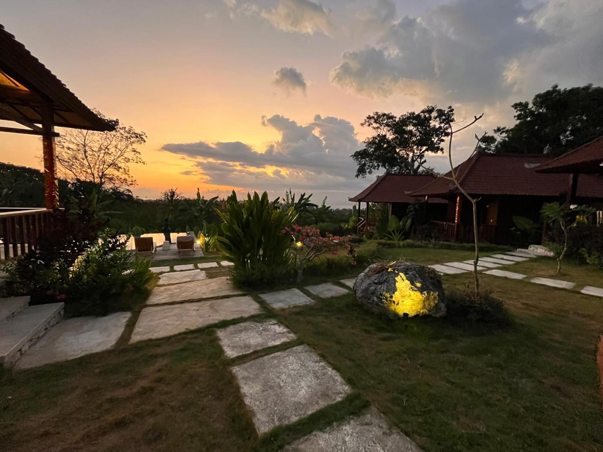 Sunset Hill Lembongan Hotel Kültér fotó